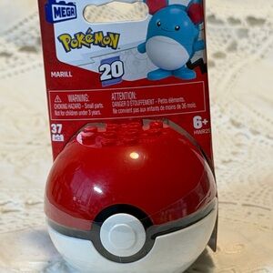 Mega Pokémon Marill Poké Ball Building Set